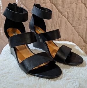 Steve Madden Strappy Wedges